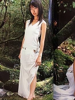Amazon.co.jp: です！貴重帯付き戸田恵梨香 写真集 : おもちゃ